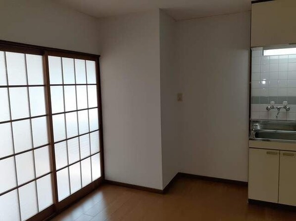 ルミネミワ Cの物件内観写真